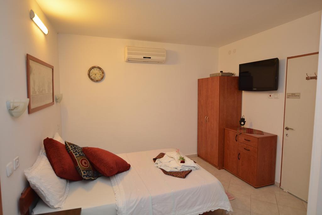 Mali Country Hospitality Ξενοδοχείο Ελάτ Εξωτερικό φωτογραφία